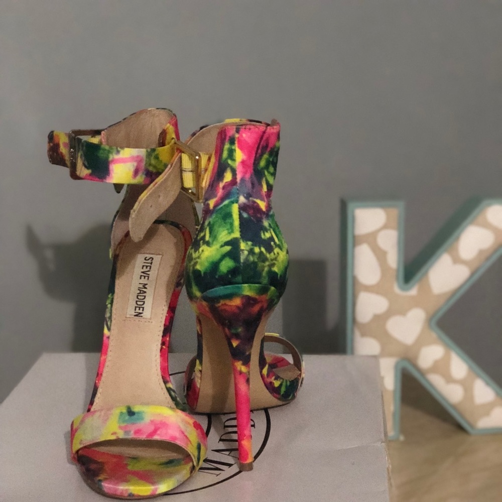 Steve Madden Marlene Floral Print